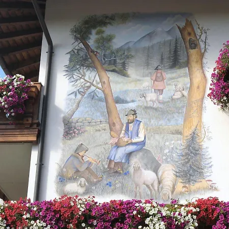 Hotel Comparsa Baselga di Pinè